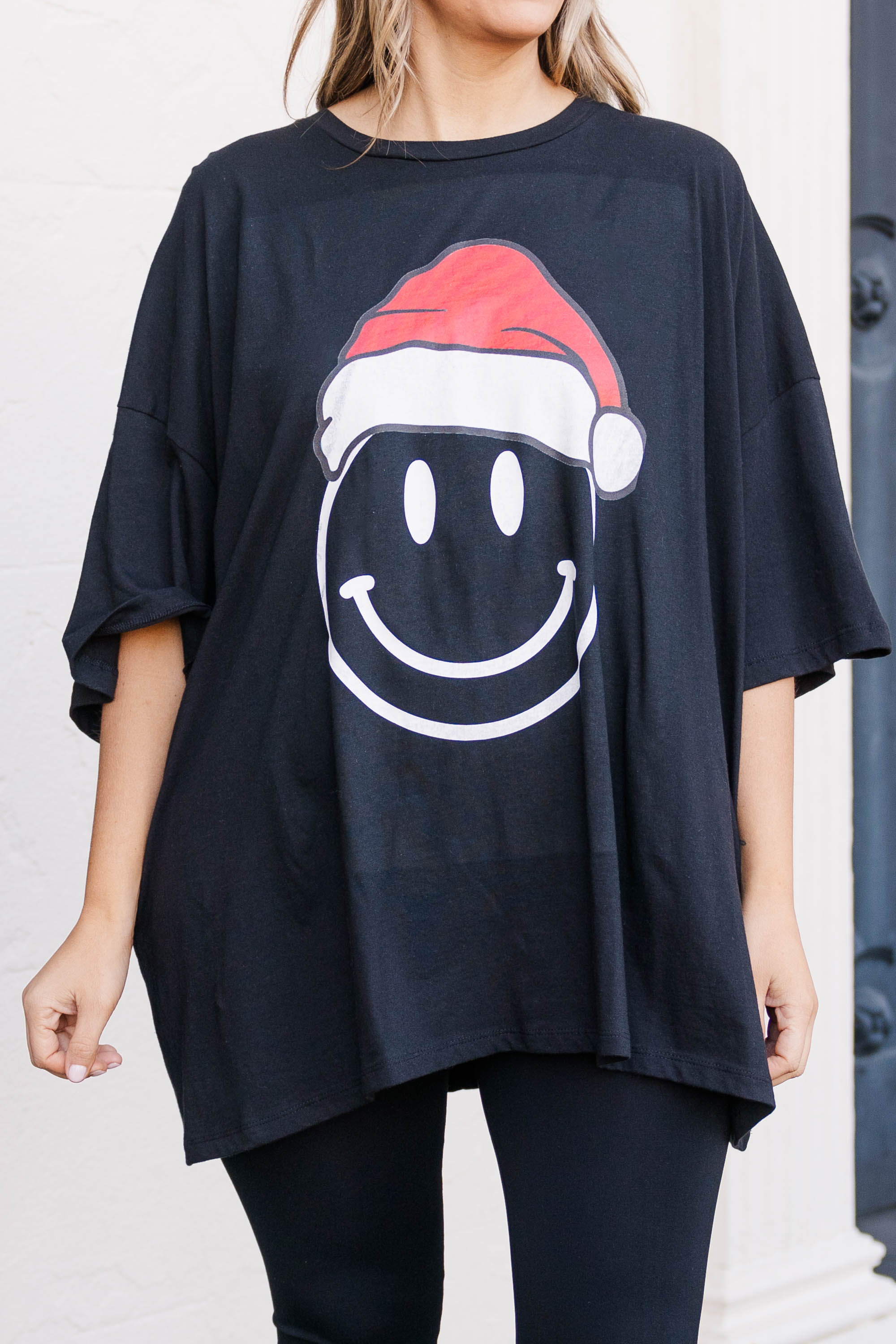 Remember To Smile Santa Boyfriend Tee. Black