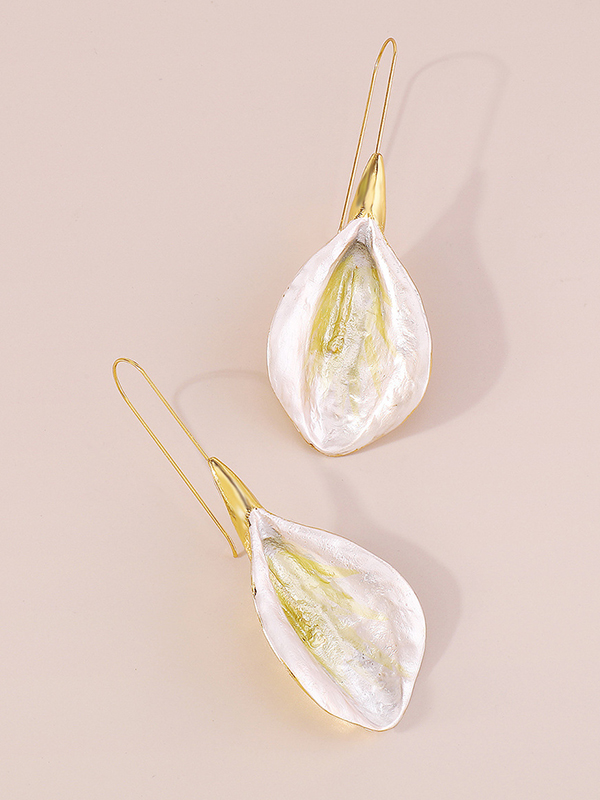 Flower Shape Drop Earrings