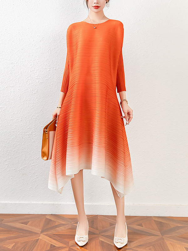 Original Long Sleeves Loose Pleated Gradient Round-Neck Midi Dresses