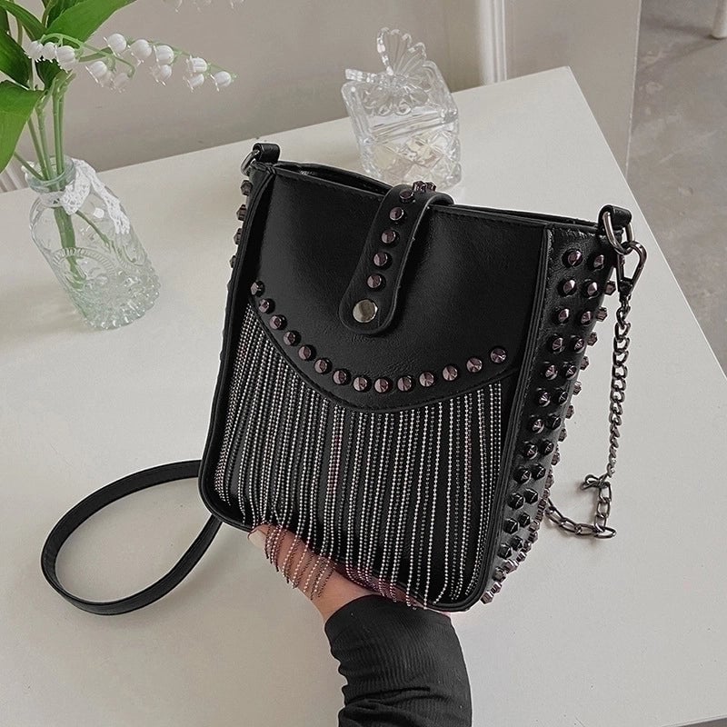 Women's Small Pu Leather Solid Color Fashion Tassel Square Zipper Crossbody Bag