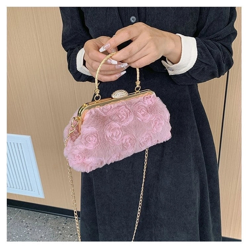 Women's Small Plush Solid Color Streetwear Shell Lock Clasp Shoulder Bag Crossbody Bag Chain Bag