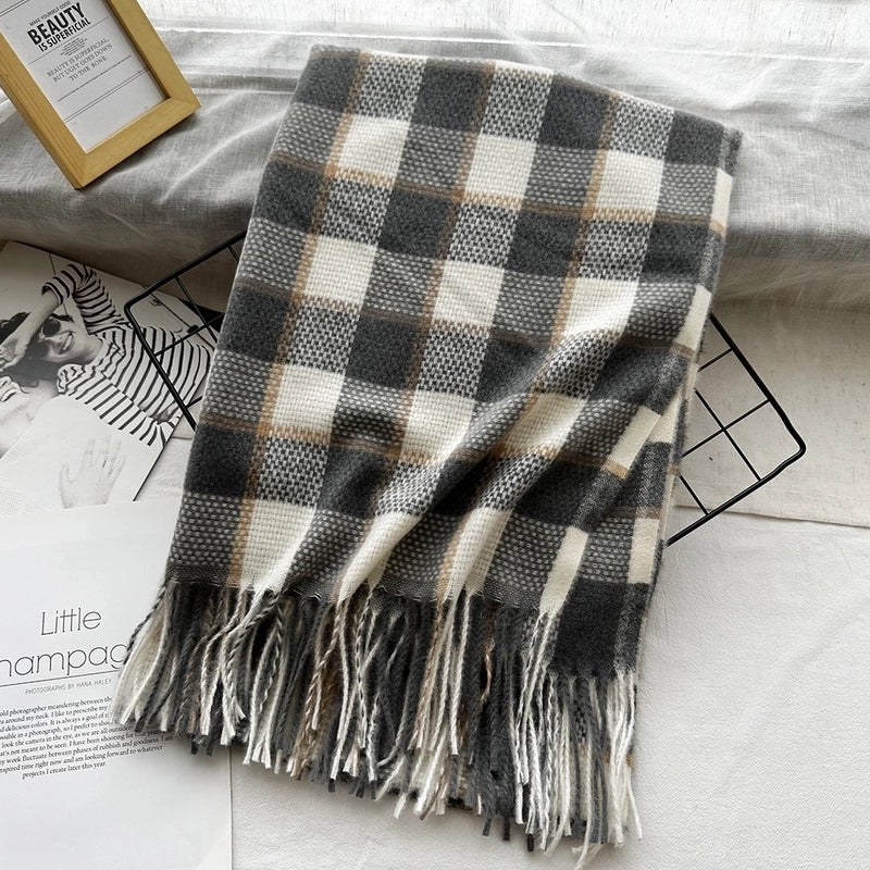Unisex Casual Minimalist Lattice Imitation Cashmere Tassel Scarf