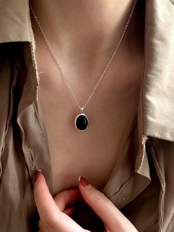 Elegant Solid Color Copper Inlay Rhinestones Pendant Necklace
