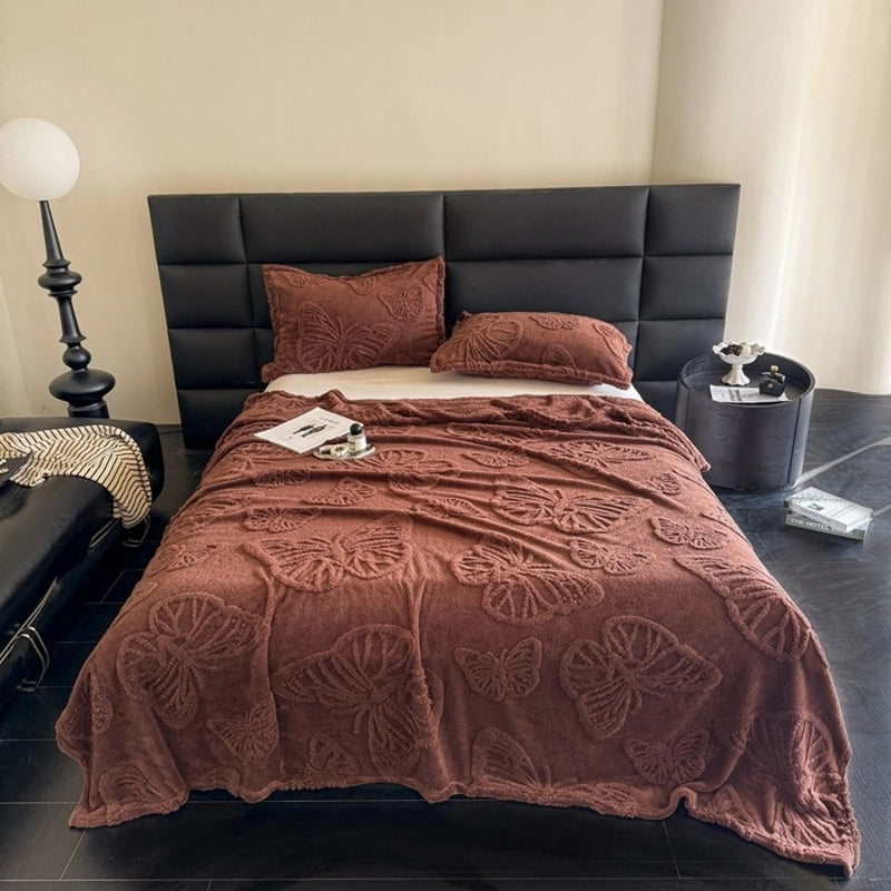 Elegant Solid Color Polyester Blanket