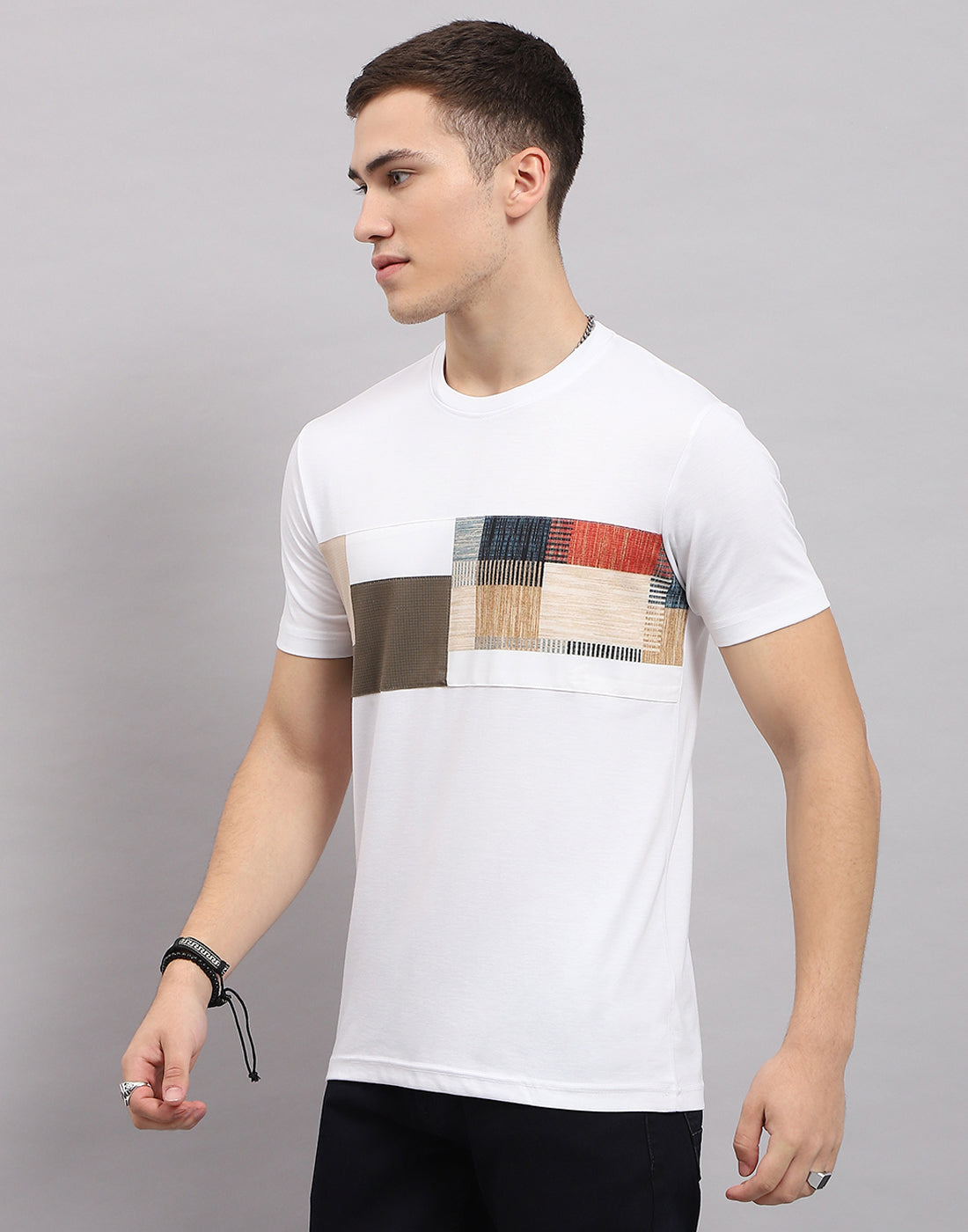 Men White Printed Round Neck Half Sleeve T-Shirt