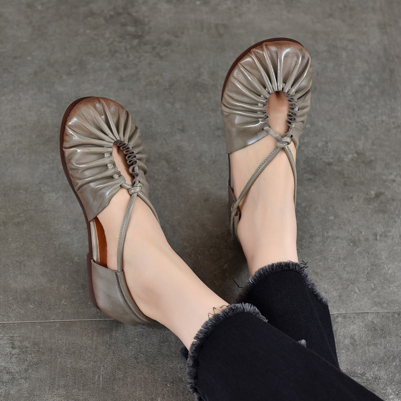 Soft Leather Flat Sandals Wrinkled Closed Toe X-Strap Casual Shoes with Velcro Design in Coffee1/Coffee2/Grey/Khaki