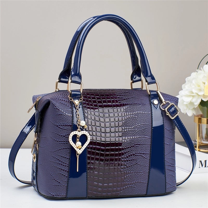 Women's Large PU Solid Color Streetwear Sewing Thread Bucket Zipper Shoulder Bag Handbag