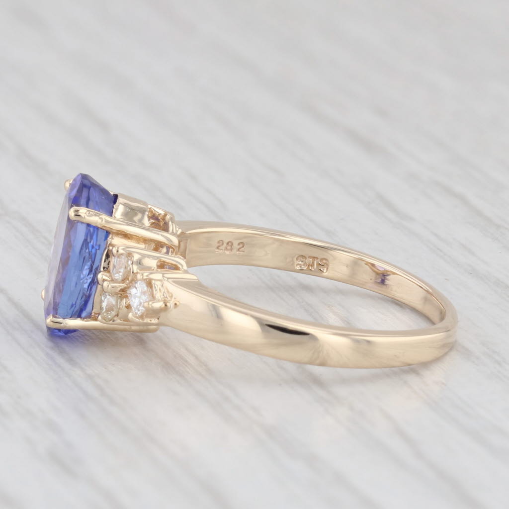 3.18ctw Tanzanite Oval Diamond 14k Yellow Gold Size 7 Ring