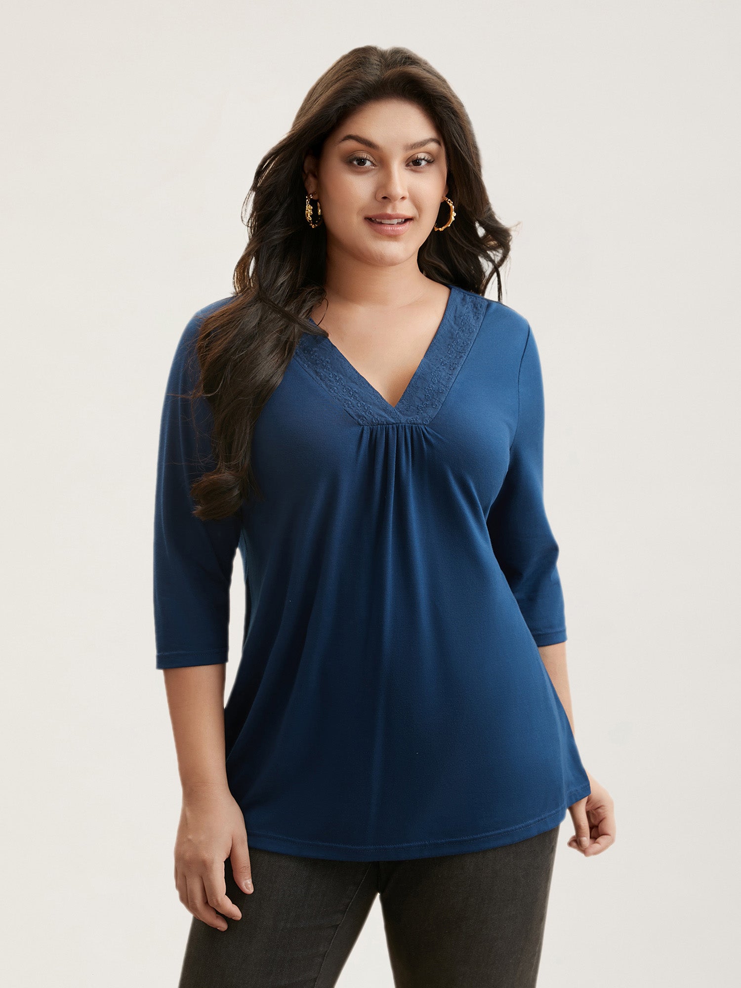 V Neck Embroidered Patchwork Gathered T-shirt