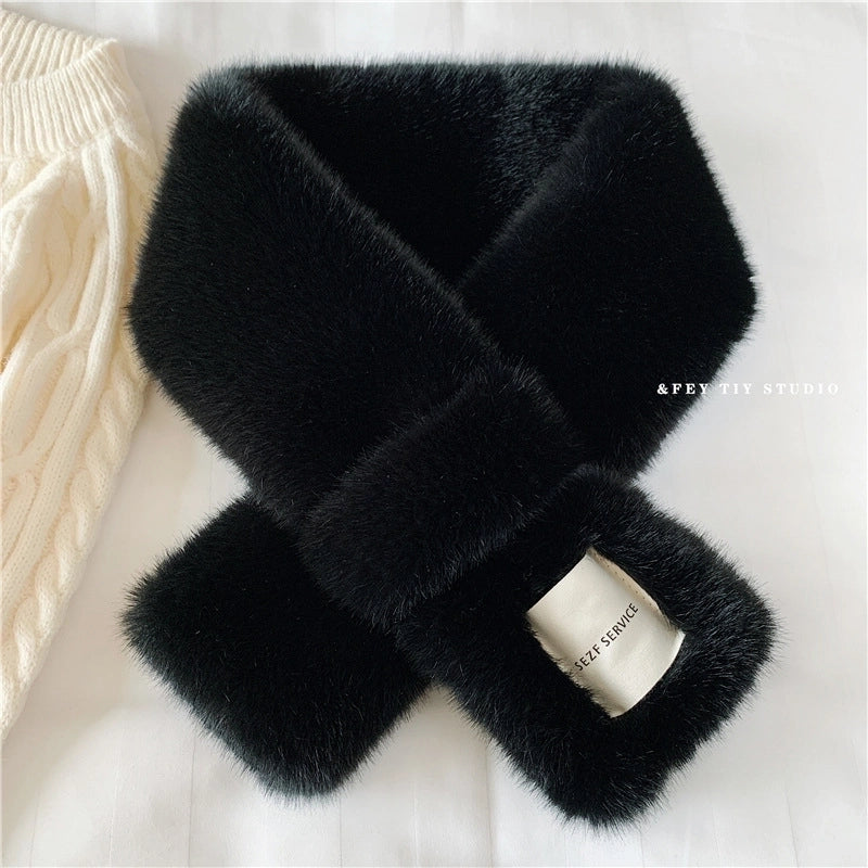 Women's Minimalist Solid Color Imitation Fur Polyester Winter Scarves