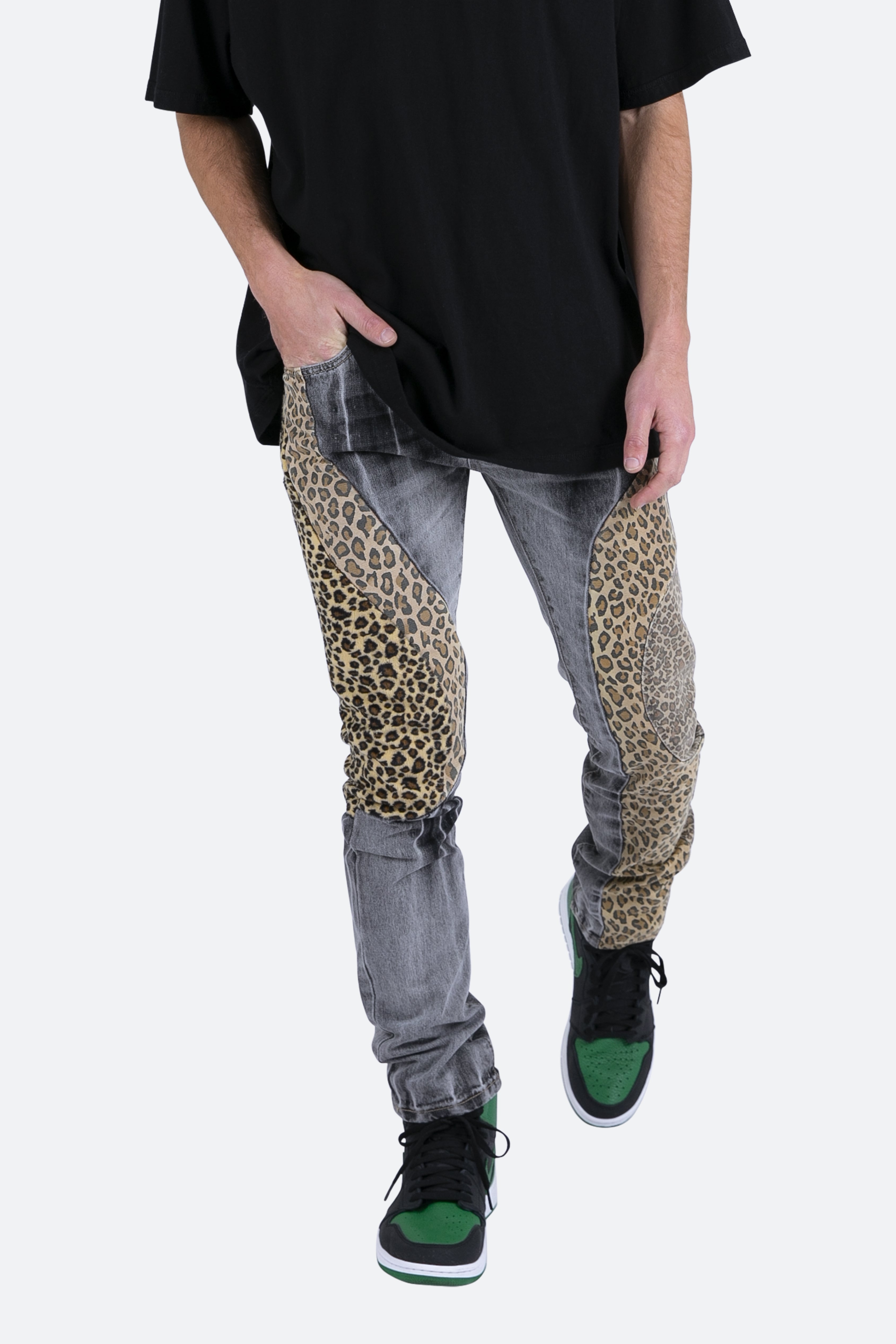 D422 Leopard Straight Denim - Black/Brown