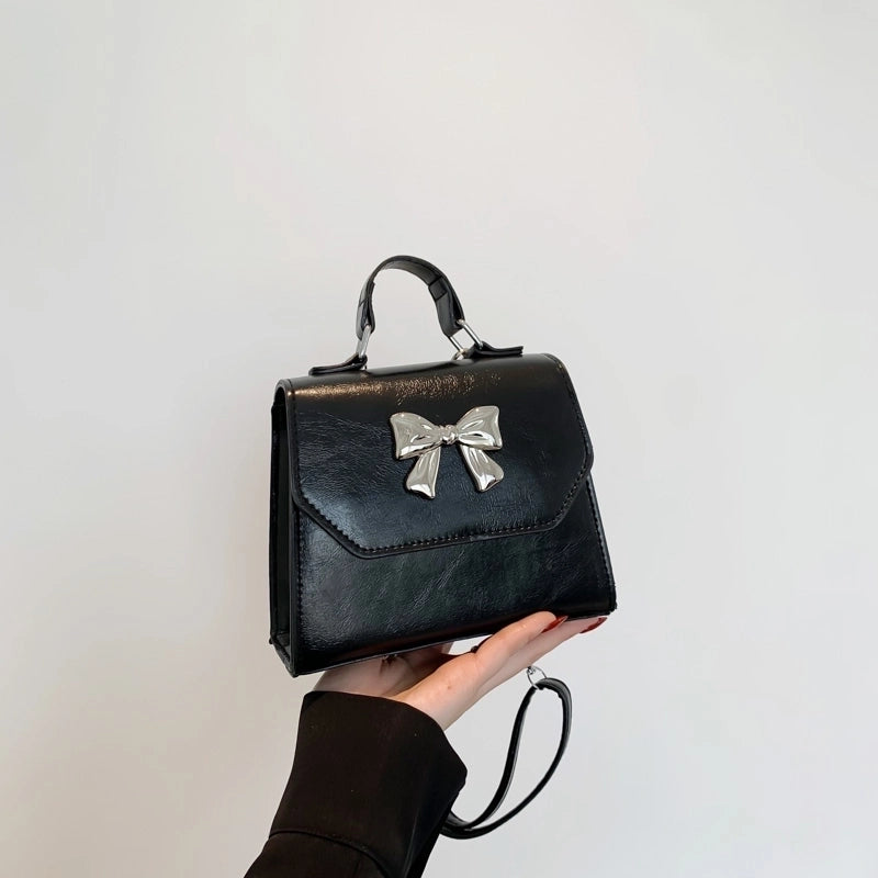 Women's Medium Pu Leather Solid Color Bow Knot Vintage Style Preppy Style Flip Cover Crossbody Bag Fashion Backpack