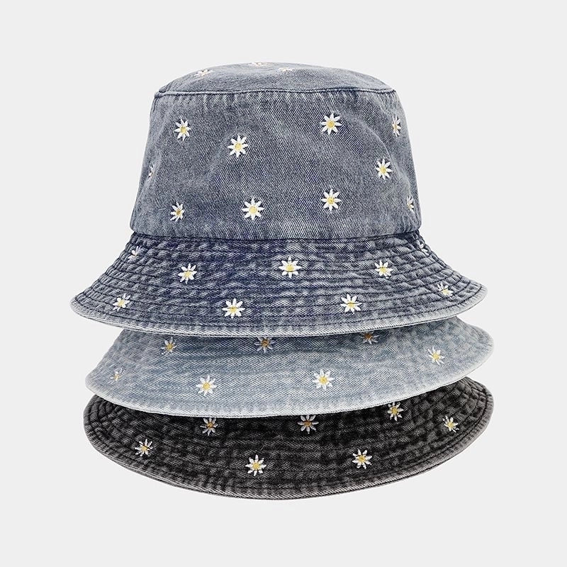Women's Casual Minimalist Flower Embroidery Curved Eaves Bucket Hat