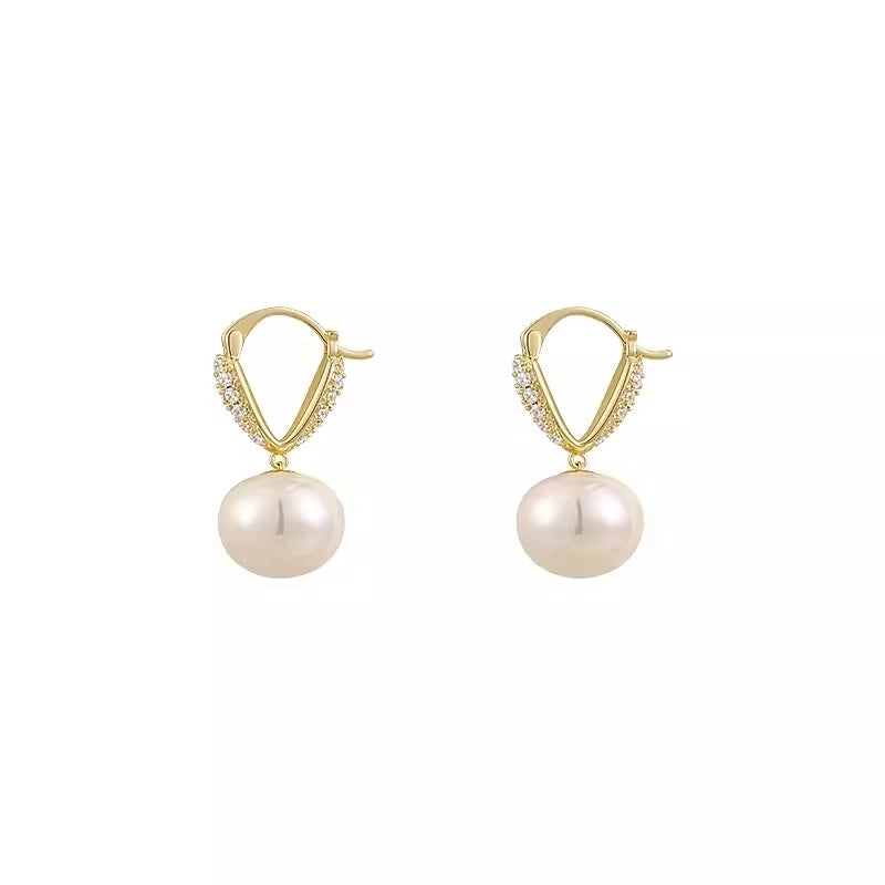 1 Pair Retro French Style IG Style Geometric Inlay Alloy Titanium Steel Artificial Pearls Zircon Drop Earrings Earrings Ear Studs