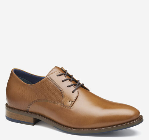 Causal trendy shoe