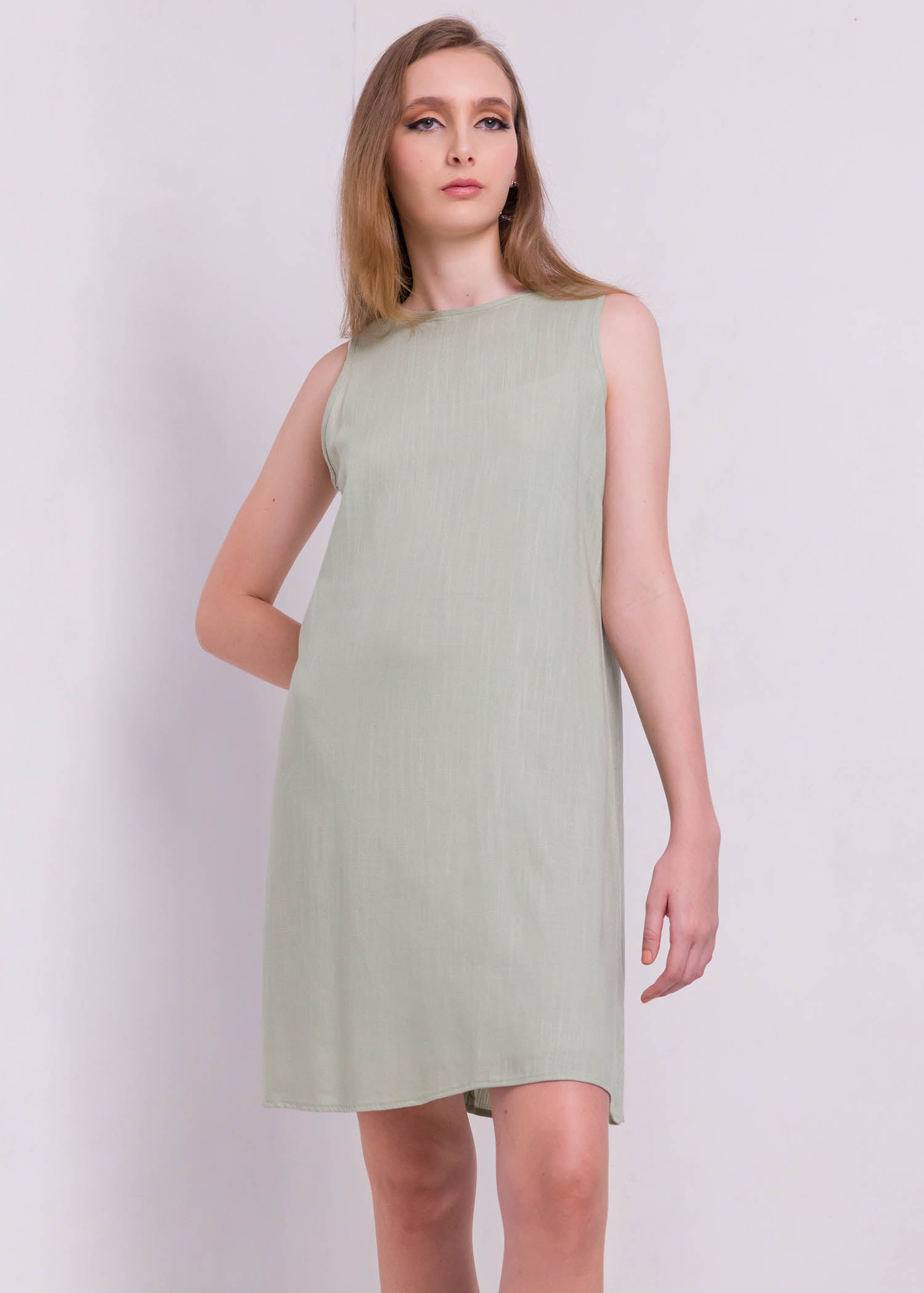 Basic Sleeveless Dress