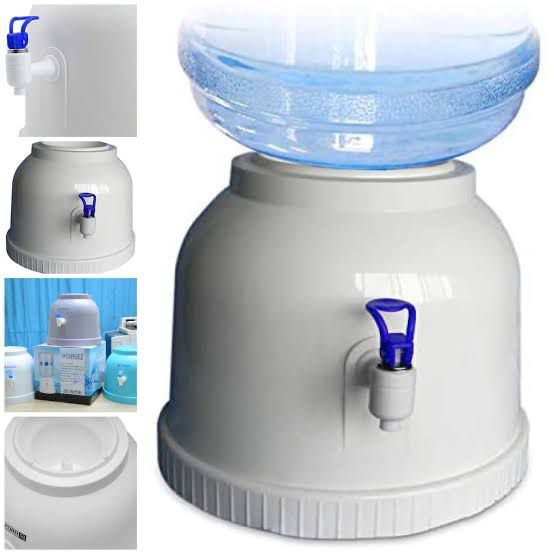 Manual Table Water Dispenser With Faucet.