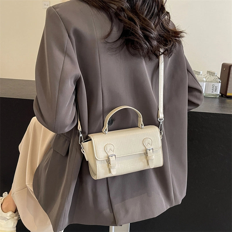 Women's Pu Leather Solid Color Classic Style Sewing Thread Zipper Flip Cover Handbag Crossbody Bag