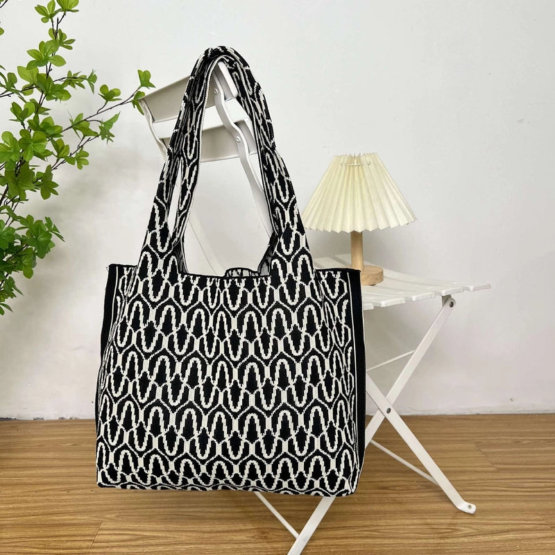 Women's Large Polyester Color Block Waves Streetwear Square Open Shoulder Bag