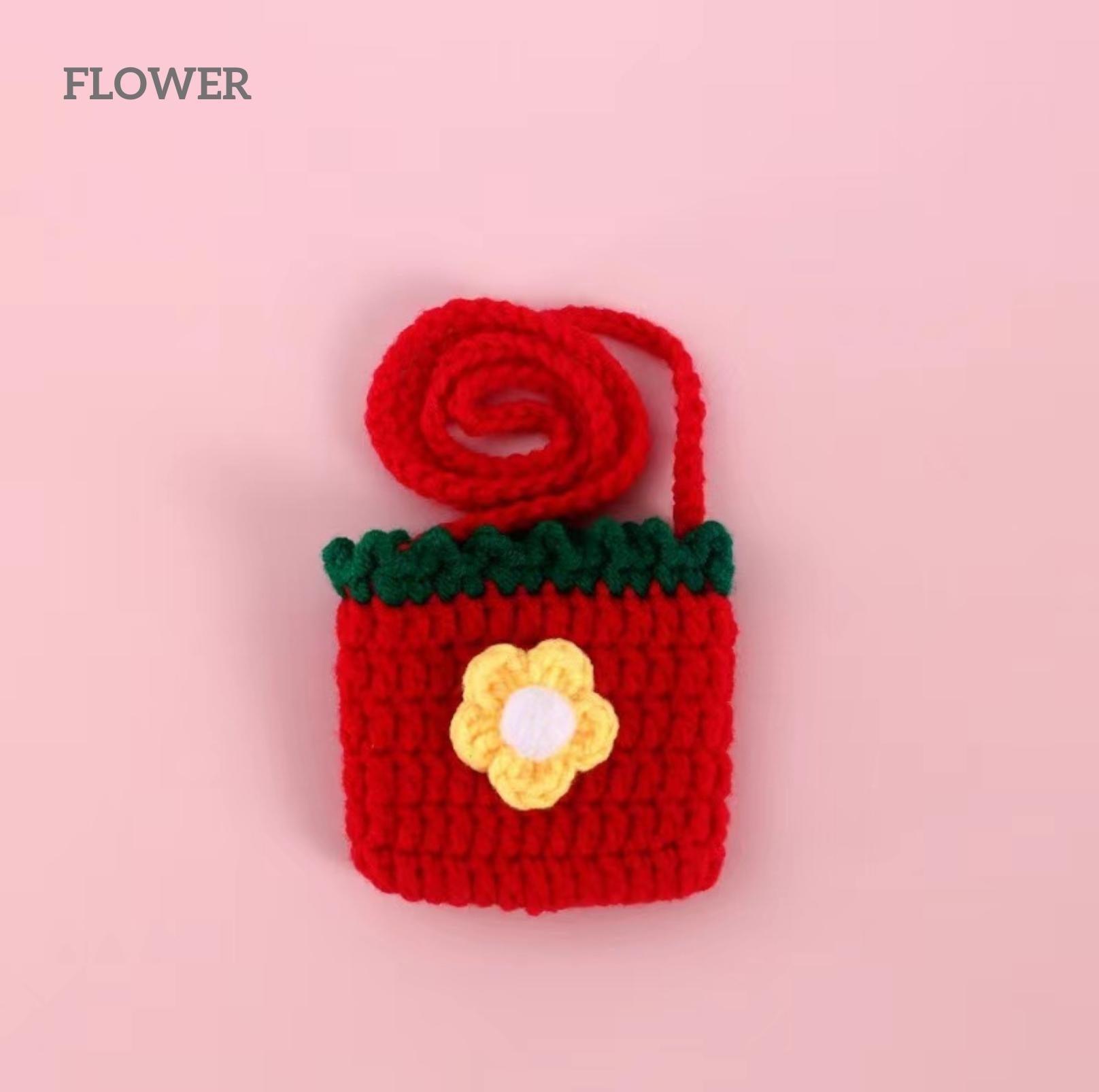 Knitted Cartoon Pet Self-Carrying Pack Style Accessory