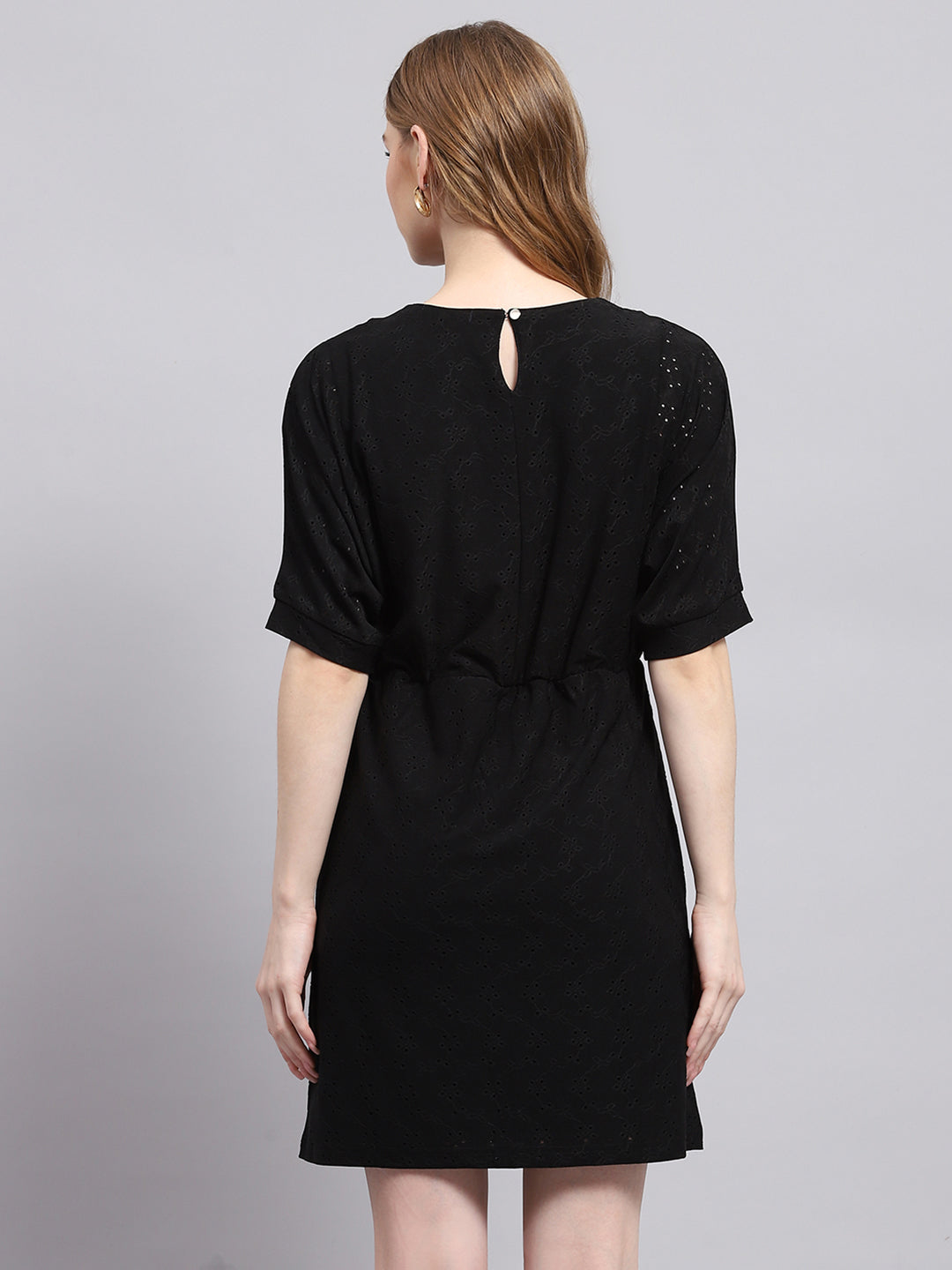 Women Black Self Design V Neck Half Sleeve Tunic