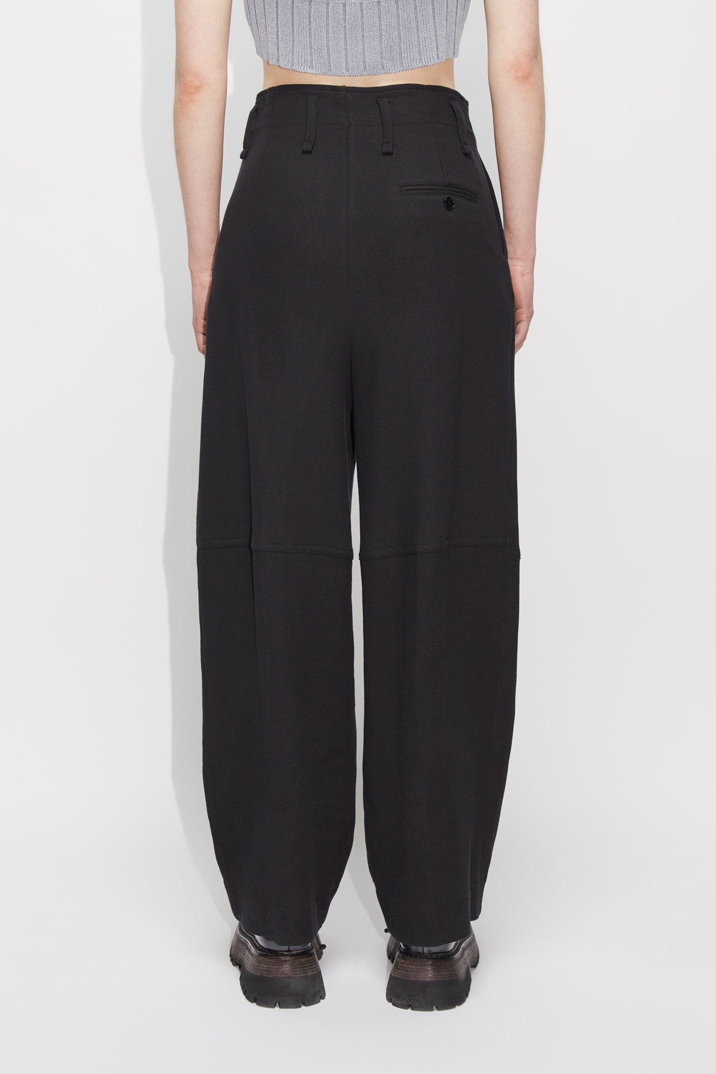 Barrel-leg Trousers