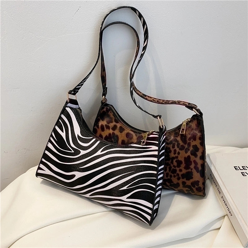 Women's Small All Seasons Pu Leather Leopard Vintage Style Square Zipper Underarm Bag