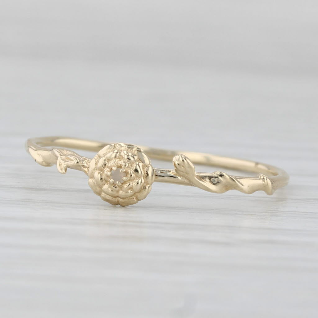Opal Flower Ring 9k Yellow Gold Size 9.25-9.5 Vintage Floral Band Stackable