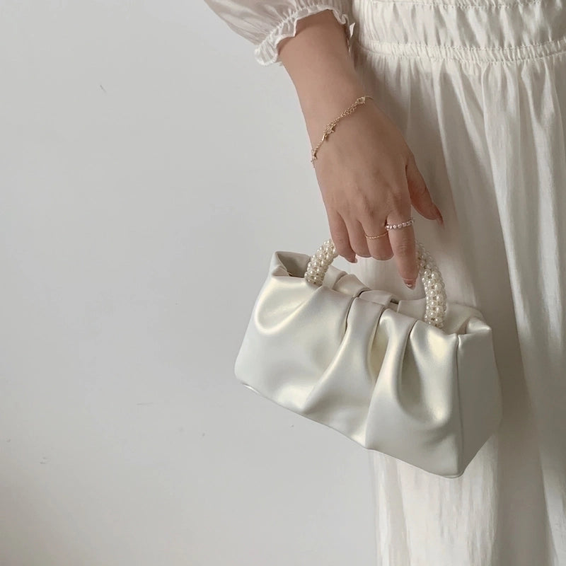 Women's Small All Seasons Pu Leather Solid Color Fashion Pearls Square Magnetic Buckle Cloud Shape Bag