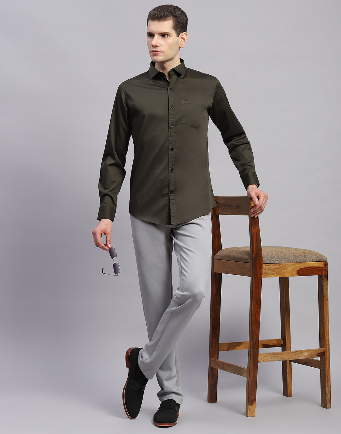 Men Olive Solid Collar Full Sleeve Shirt