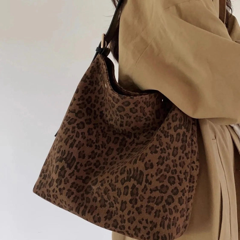 Women's Pu Leather Leopard Vintage Style Square Magnetic Buckle Shoulder Bag