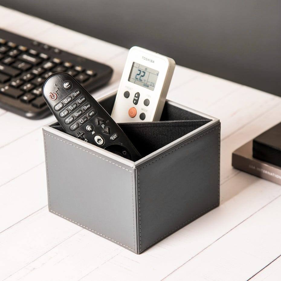 Menlo Remote Holder - Grey