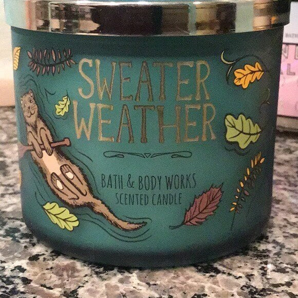 Bath & Body Works - 3 Wick Scented Candle - Sweater Weather