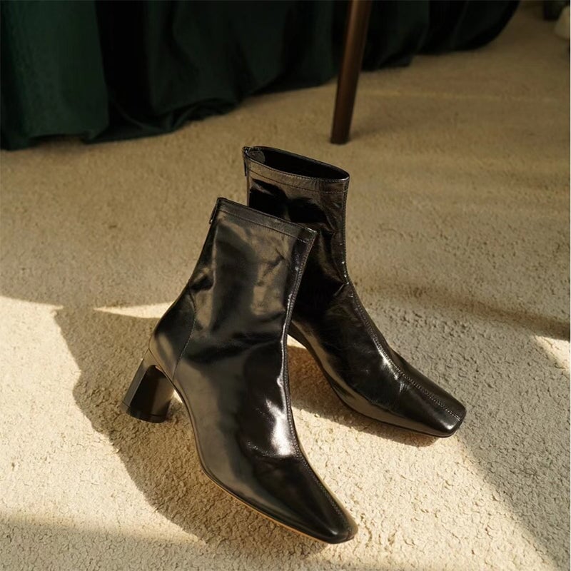 Classic Leather Slimming Boots Elegant Glove-Like Ankle Boots High Heel Back Zip Boots in Red/Black