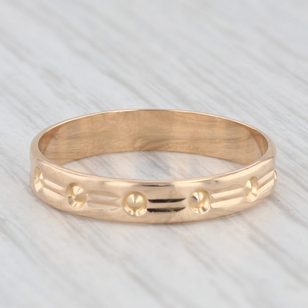 Vintage 18K Yellow Gold Etched Pattern Wedding Band Size 8.25 Ring