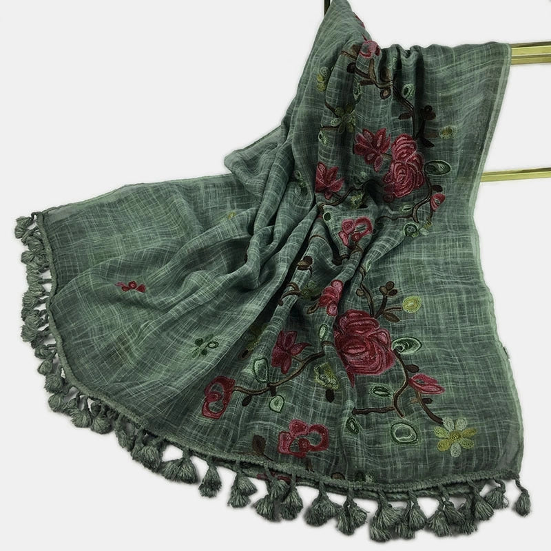 Women's Minimalist Leaves Solid Color Flower Cotton And Linen Embroidery Tassel Scarf Shawl