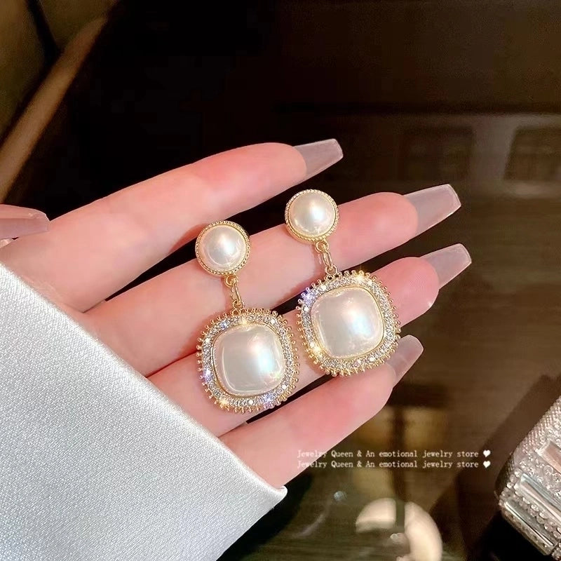 1 Pair Fashion Flower Butterfly Bow Knot Inlay Alloy Artificial Pearls Rhinestones Shell Earrings