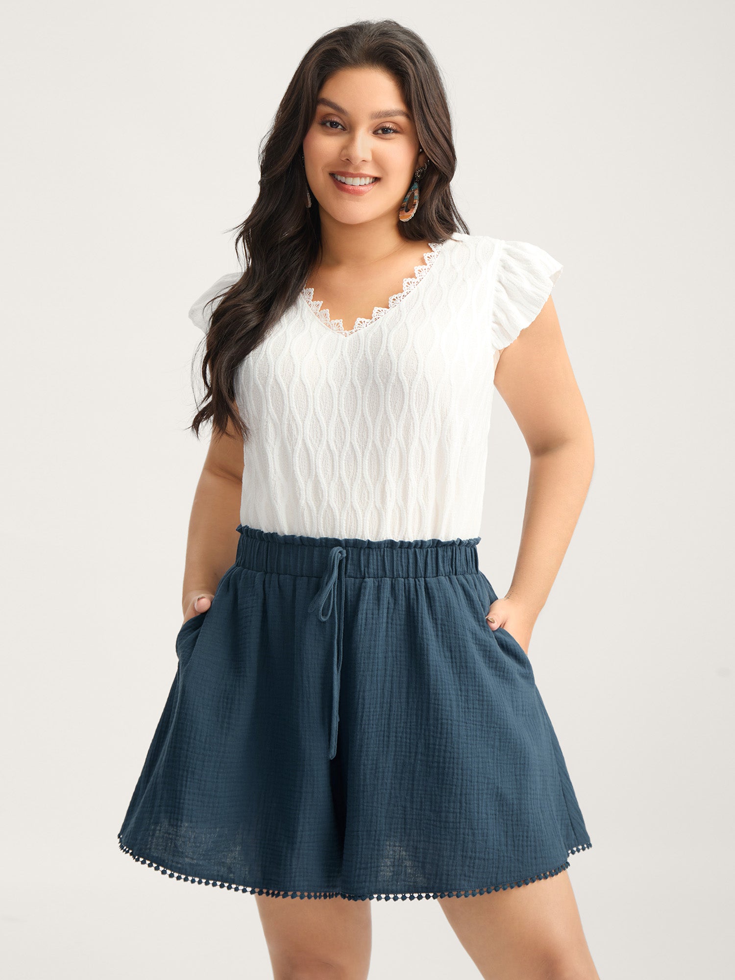 Cotton Textured Waist Tie Wide-Leg Shorts