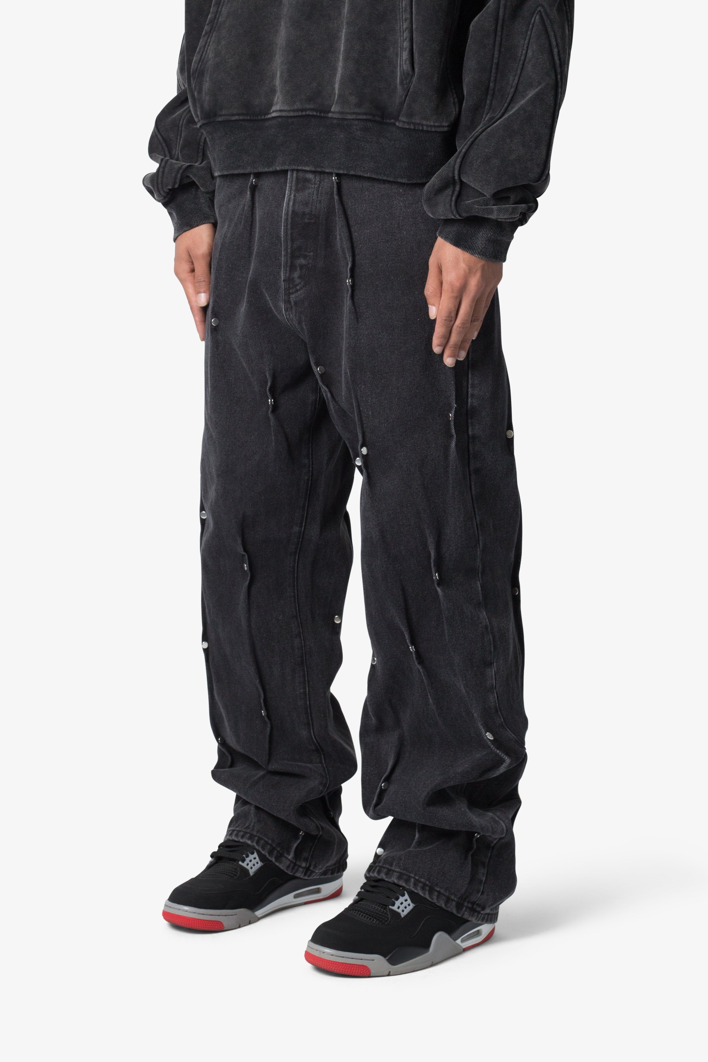 Ultra Baggy Rivet Denim - Black