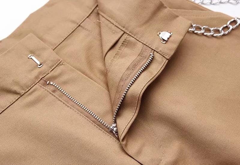 High Waisted Straight Trouser With Chain