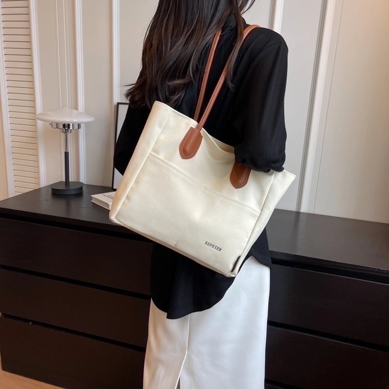 Women's Nylon Solid Color Preppy Style Sewing Thread Zipper Shoulder Bag