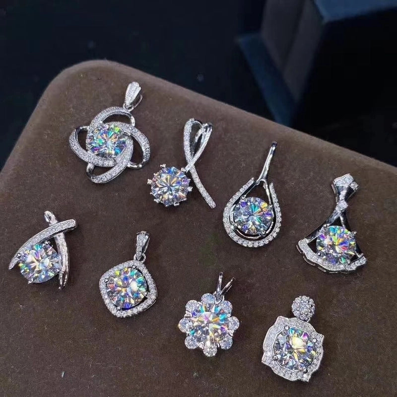 Shiny Geometric Copper Diamond High Carbon Diamond Necklace Pendant