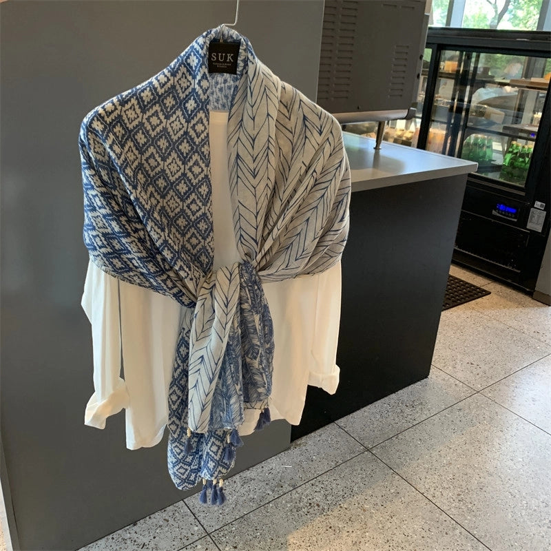 Women's Silk Scarf Summer Versatile Thin Scarf Cotton And Linen Scarf Blue Feather Tassel Beach Towel Sunscreen Shawl