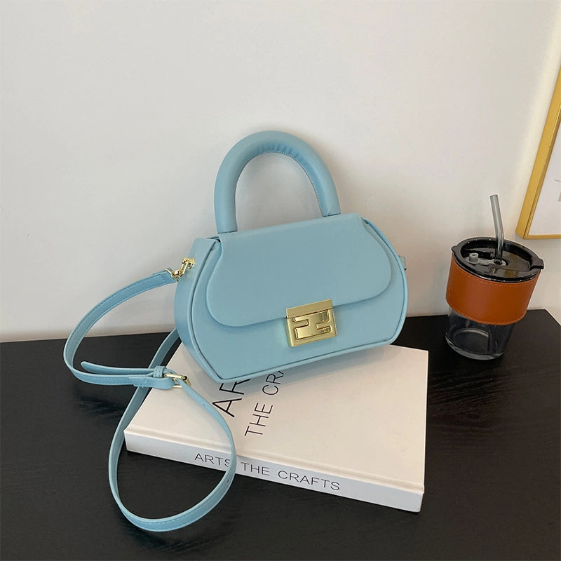 Women's Medium All Seasons Pu Leather Solid Color Classic Style Square Lock Clasp Handbag