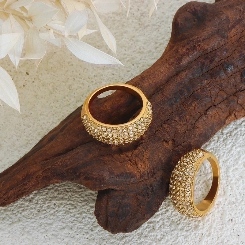 Luxurious Shiny Geometric Titanium Steel Rhinestones 18K Gold Plated Plating Inlay Rings