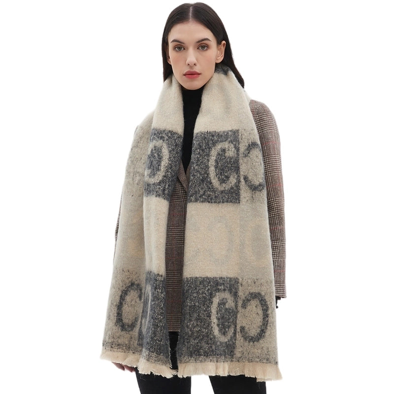 Unisex Casual Minimalist Letter Color Block Polyester Tassel Scarf