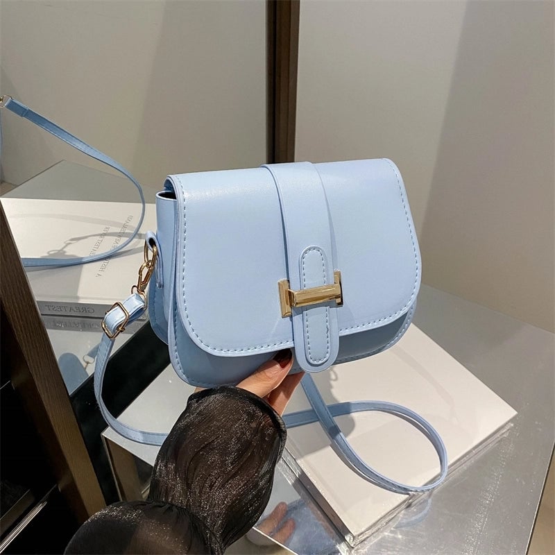 Women's Medium Pu Leather Solid Color Vintage Style Classic Style Semicircle Flip Cover Crossbody Bag