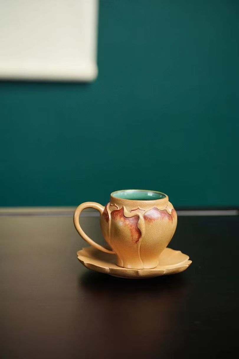 Yixing purple clay cup from China