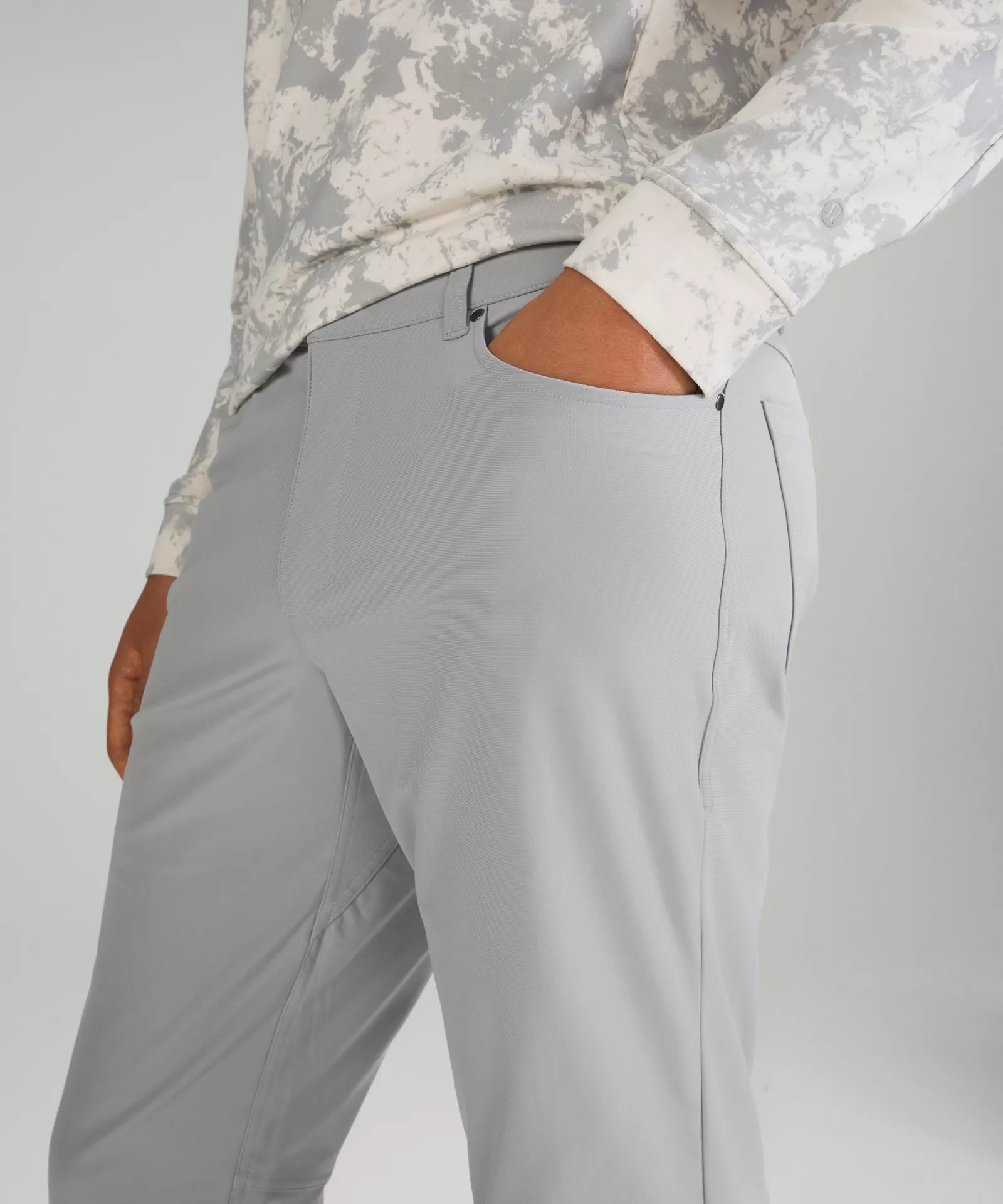 Pantalón ABC de corte clásico con 5 bolsillos, 32