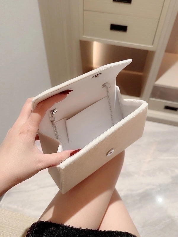White Black Polyester Solid Color Beading Evening Bags